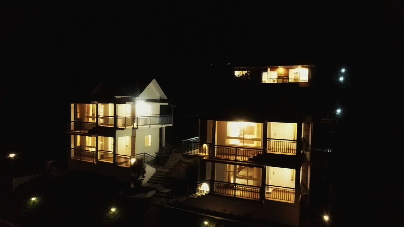 Woodrose Resort